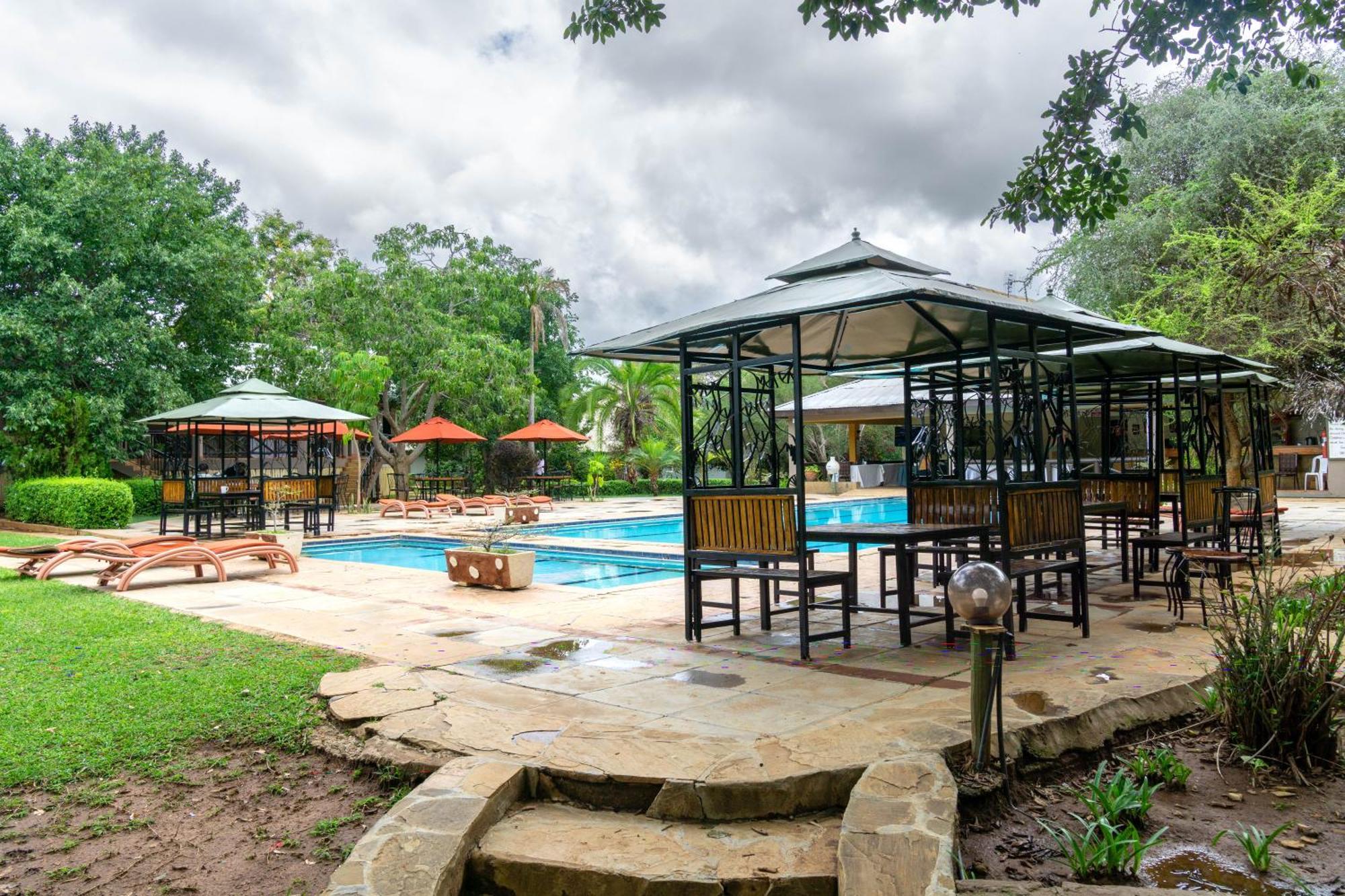 Lukenya Getaway Hotel Athi River Buitenkant foto